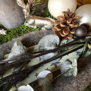 adventskranz grau besch